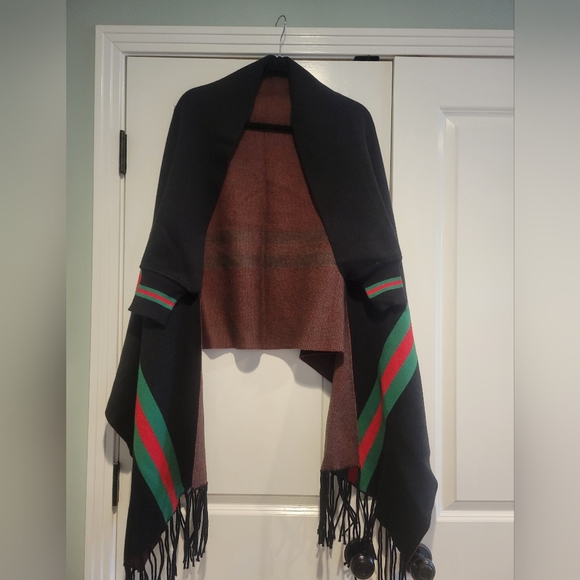 Italian designer inspired shawl - Picture 2 of 4